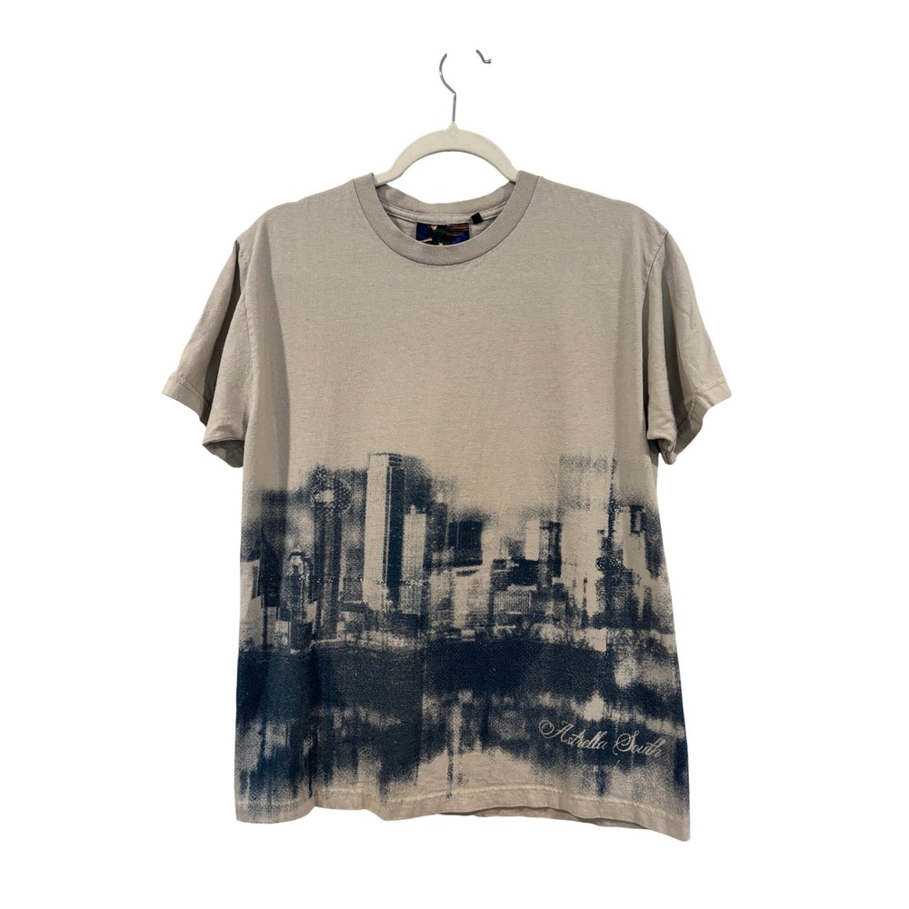 Astrella Celeste Musical Ts Graphic Shirt Medium Tan Skyline City Crop M